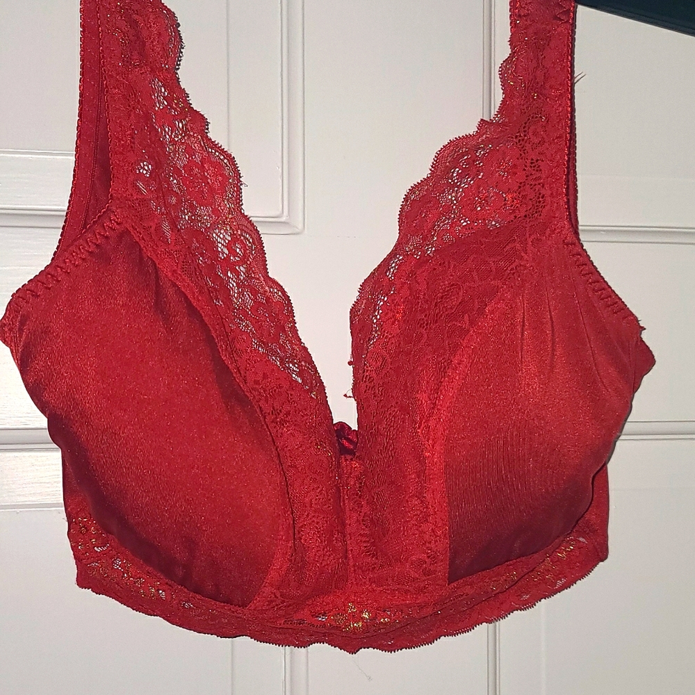 Gorgeous t-shirt bra never worn 2x